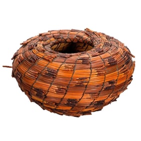 Pine Needle Basket by Fran Krayneck-Prince/Neil Prince