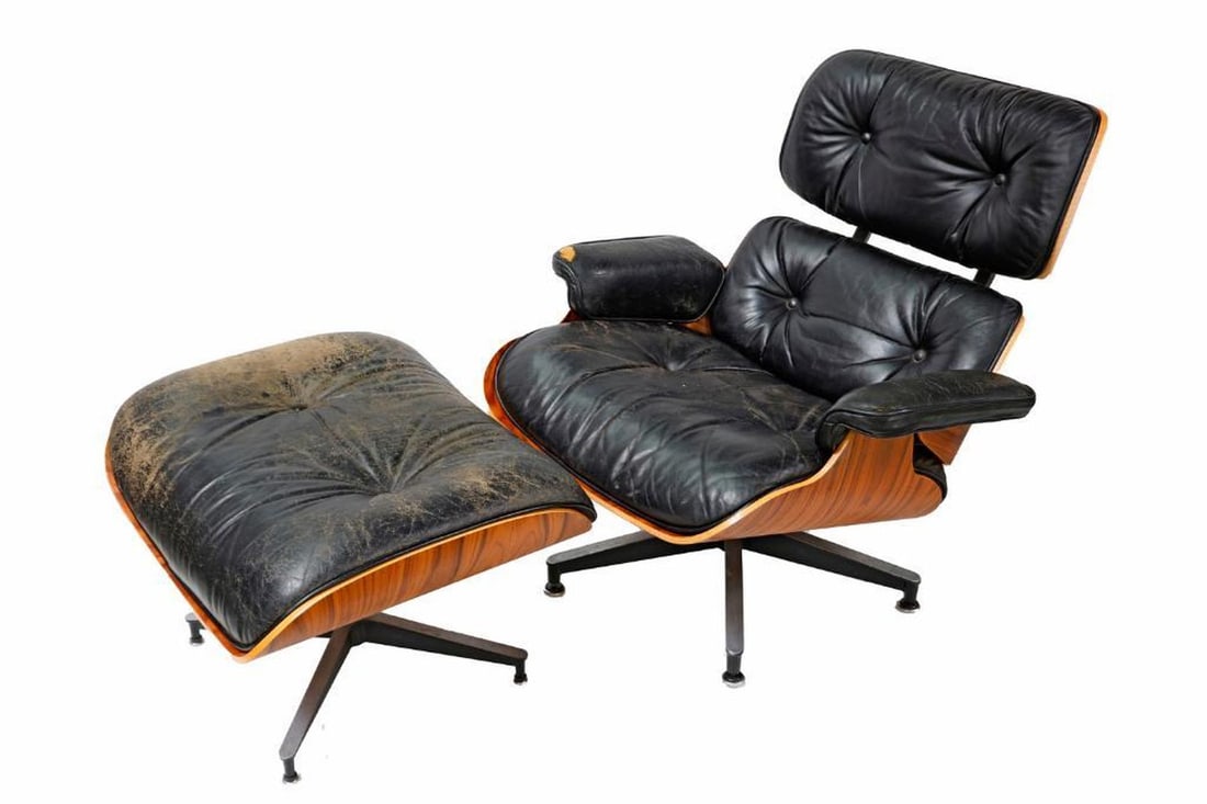 Herman Miller Eames Lounge Chair and Ottoman (1 of 4)