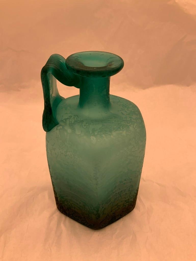 CCAA GLASGALERIE KOLN Hexagonal Glass Bottle (1 of 1)