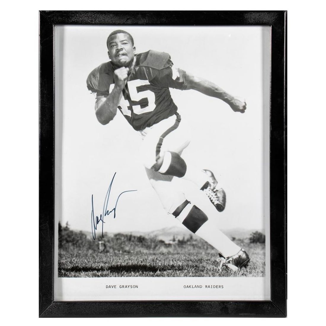 Dave Grayson Autographed Photograph: Dave Grayson Autographed Photograph. Frame: 11 x 9 inches. Photo: 10 x 8 inches.