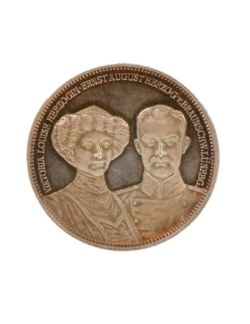 Duke of Brunswick Marriage Medal, 1913. (1 of 2)