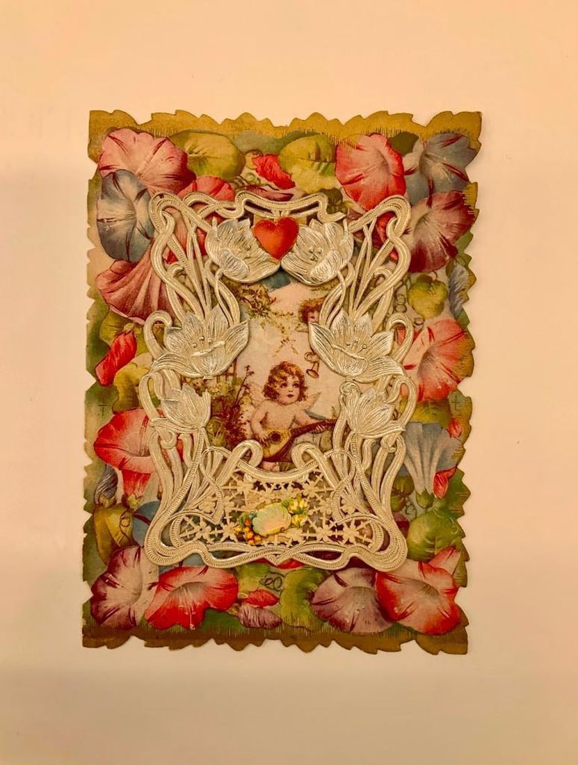 Vintage valentine card: cherubs and flowers (1 of 1)
