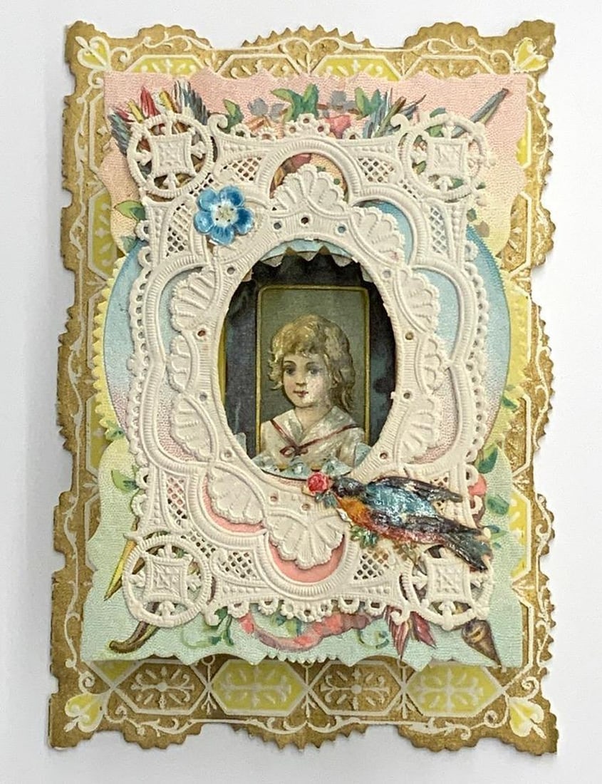 Valentine Card: girl with raised openwork frame (1 of 1)
