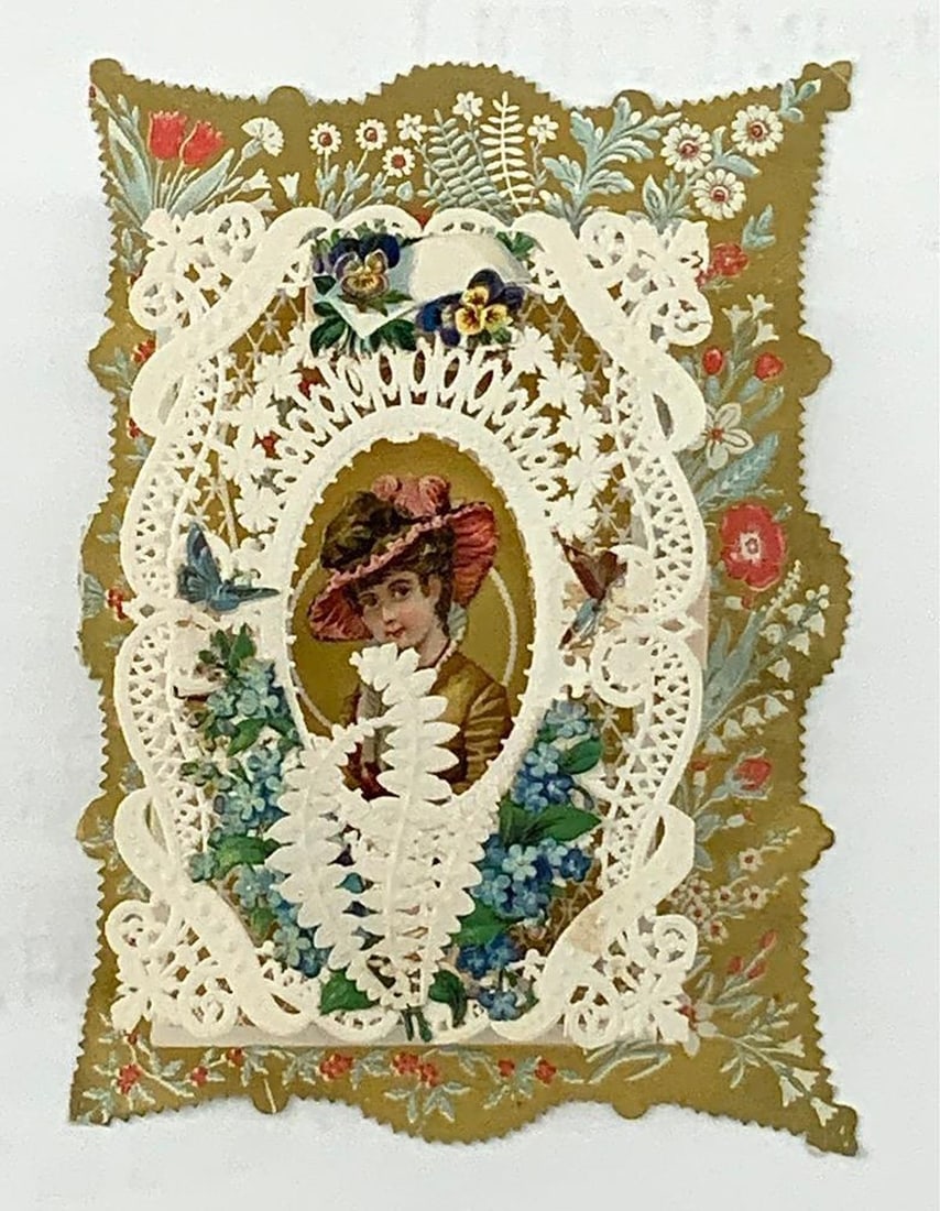 Valentine Card: female figure with raised openwork frame, gold (1 of 1)