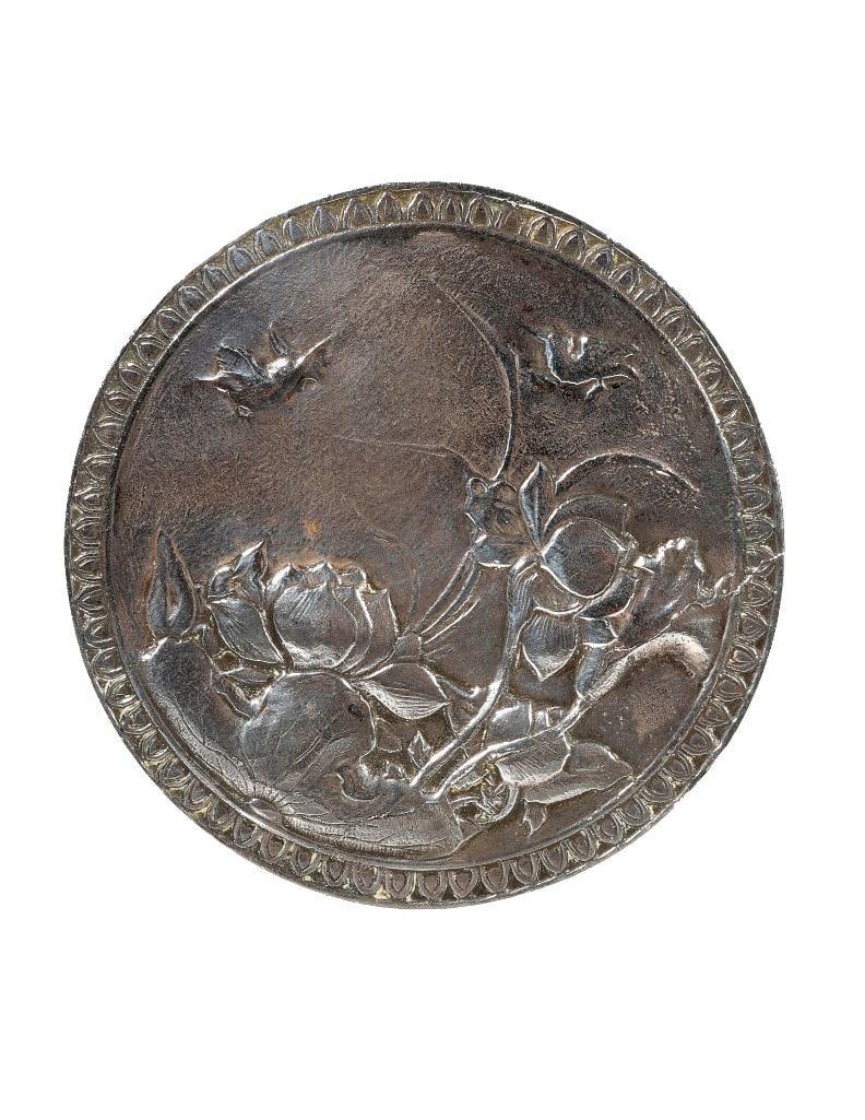 A sterling silver Aesthetic period Japonisme brooch (1 of 3)