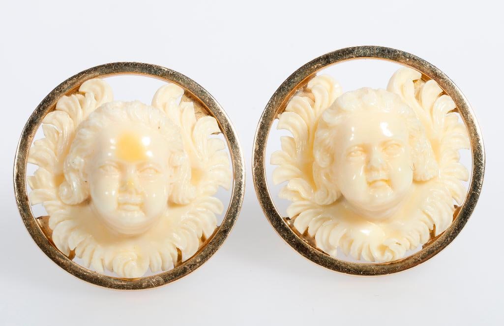 A pair of of bone and 14k gold cufflinks (1 of 3)