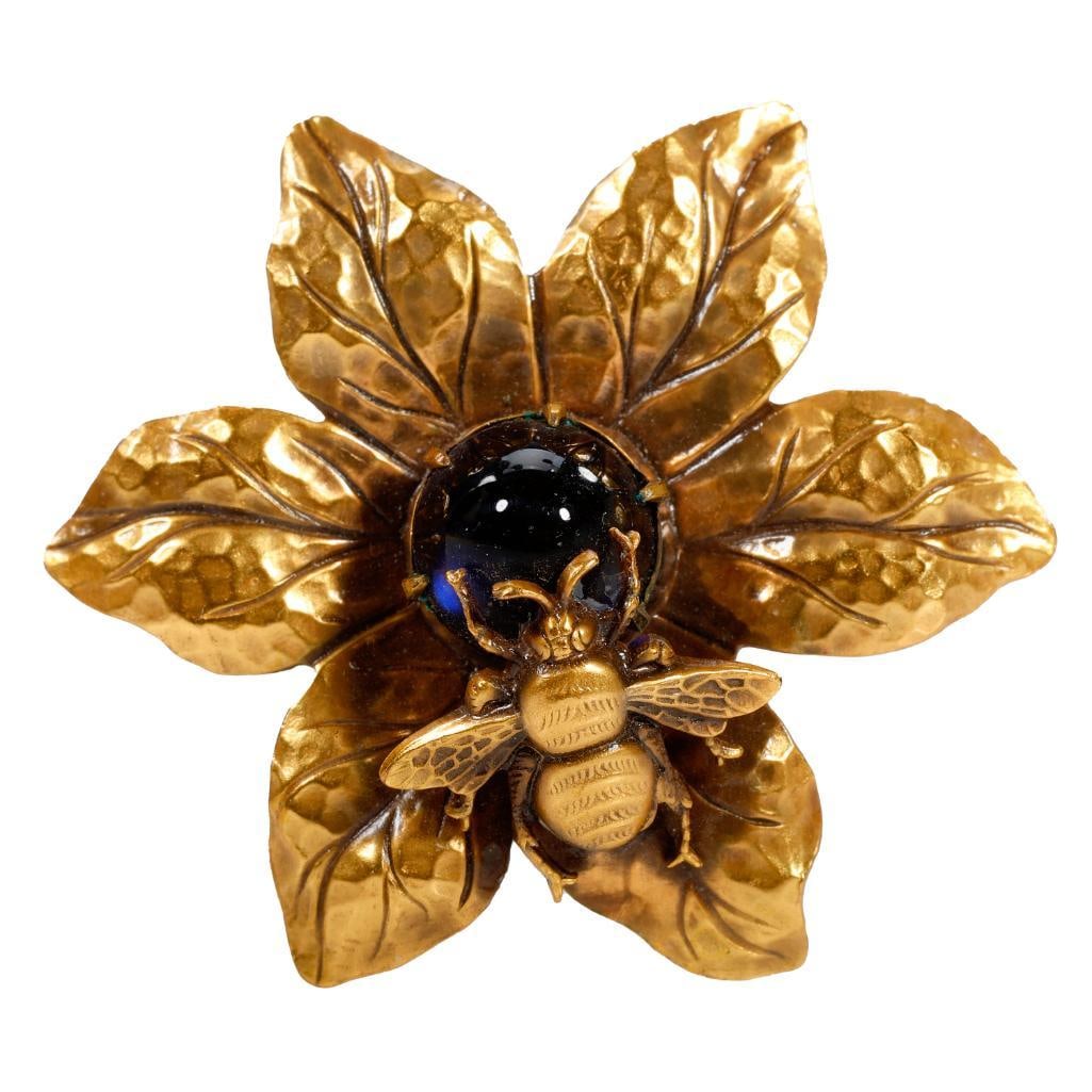 Joseff of Hollywood brooch (1 of 2)