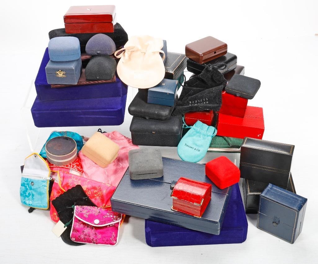Collection of jewelry boxes (1 of 2)