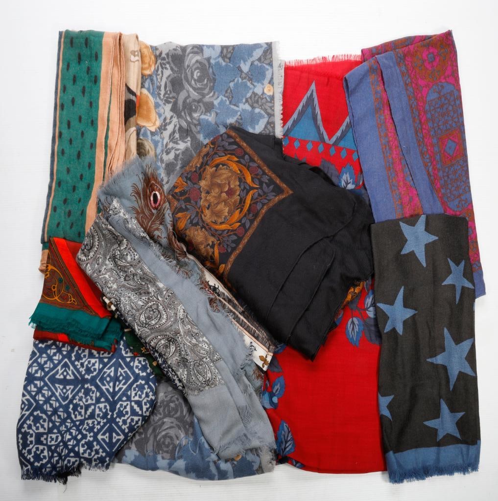 Assortment of Vintage Patterned Scarves/Wraps (12) (1 of 3)