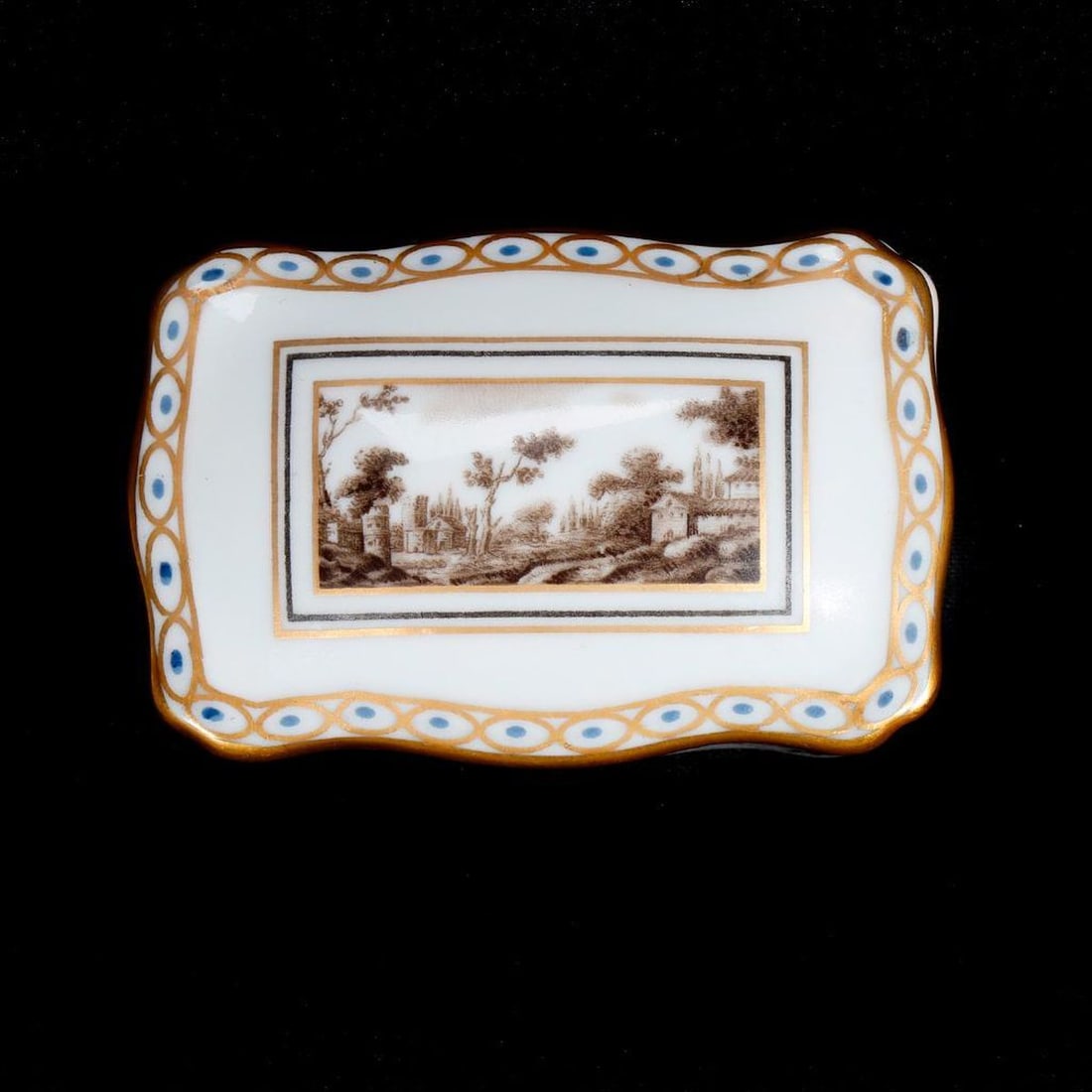 Lot of European Porcelains, Including Boxes, Inkwell and Figure - 8