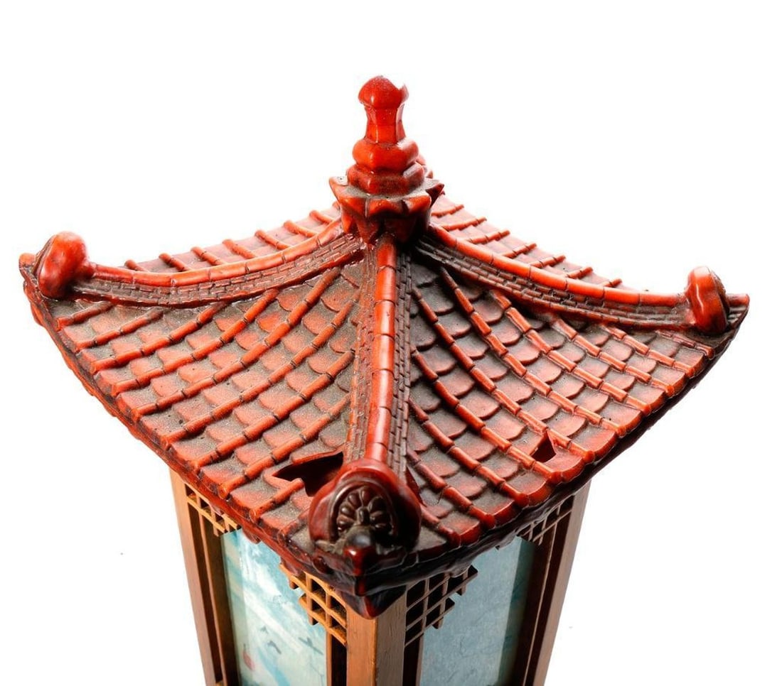A Chinese Table-Top Lantern Lamp - 2