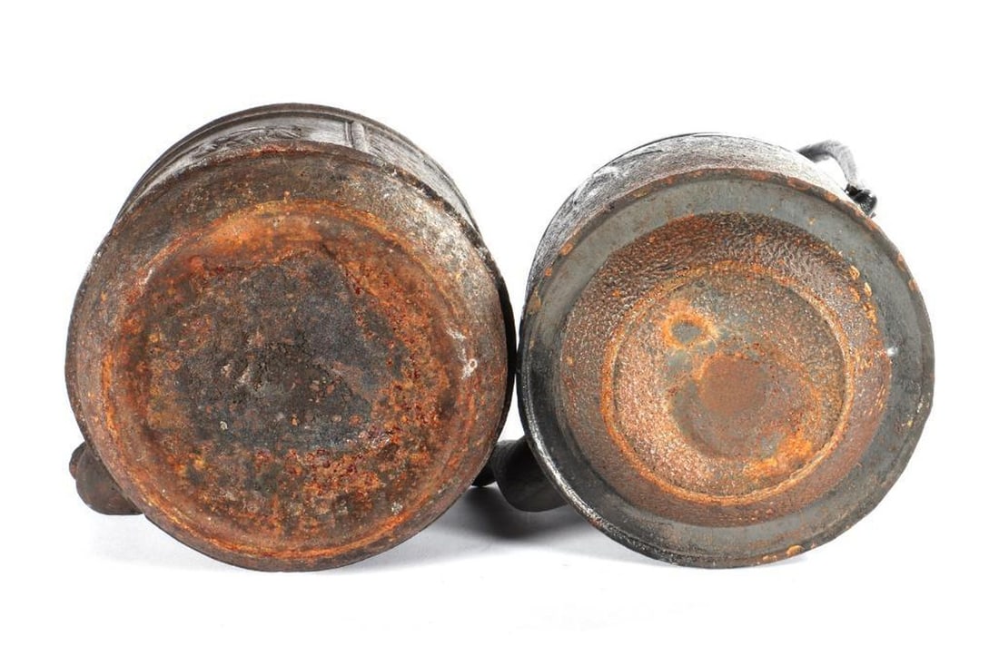 19th-century Asian iron kettle - 9