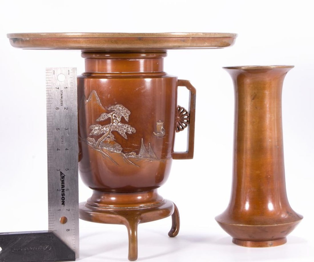 19th century Japanese bronze censer and vase. - 6