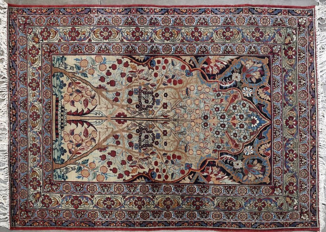 Fereghan Sarouk Rug (1 of 2)