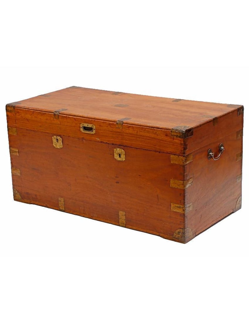 Large Sea Captain's Camphor Wood Chest (1 of 2)
