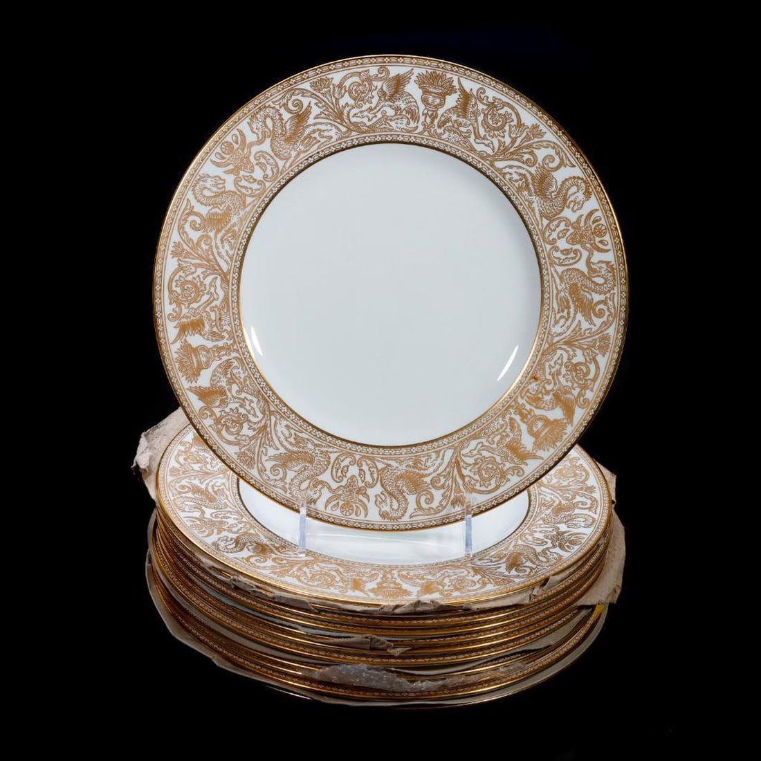 Ten Wedgwood Florentine Gold Bone China Dinner Plates (1 of 2)