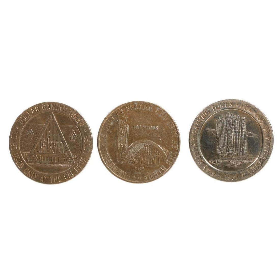 California/Western Coins and Vintage Gaming Tokens (20): [CALIFORNIA/WEST.] Commemorative coins/tokens: 1.) Panama Pacific International Exposition, San Francisco, Eastside Beer Gold Medal Winner, 1915. 2.) Farthest North Rodeo, North Pole Lions Club, 1965.