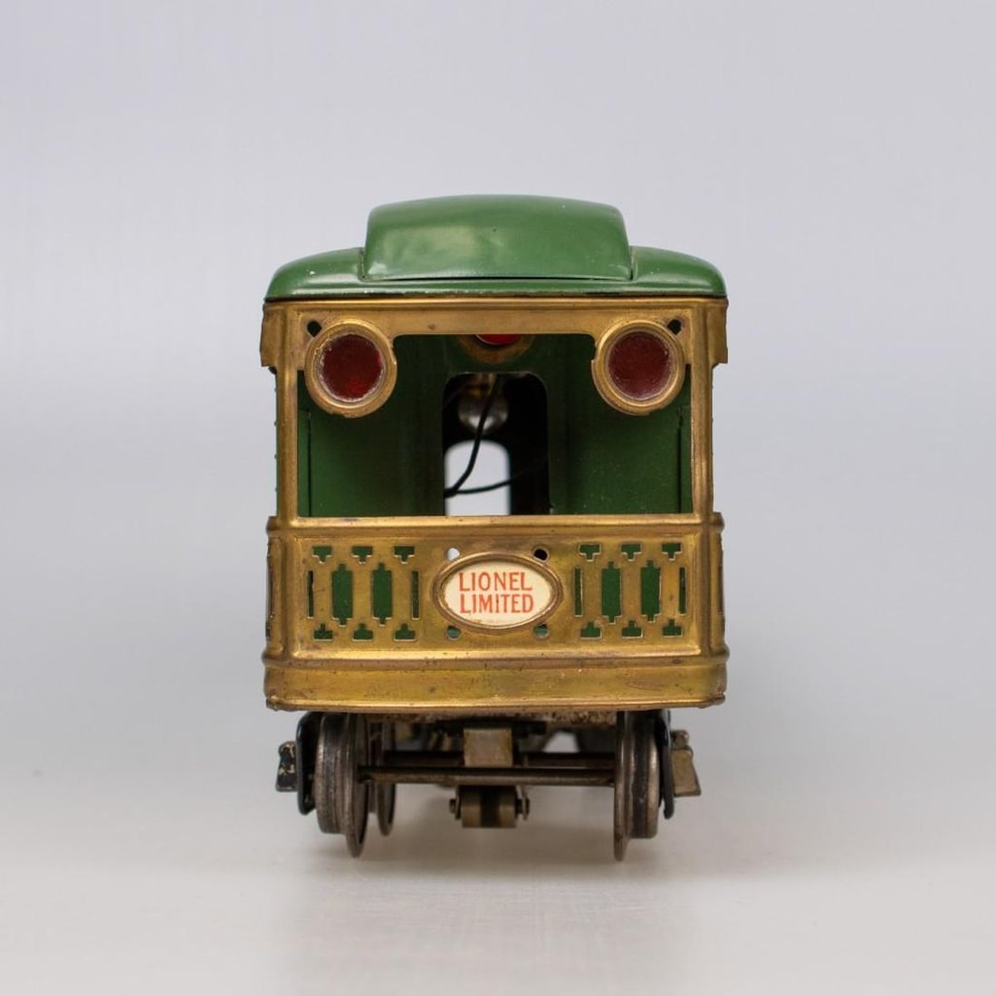 Lionel Pre War Standard Gauge Passenger Set - restored - 4
