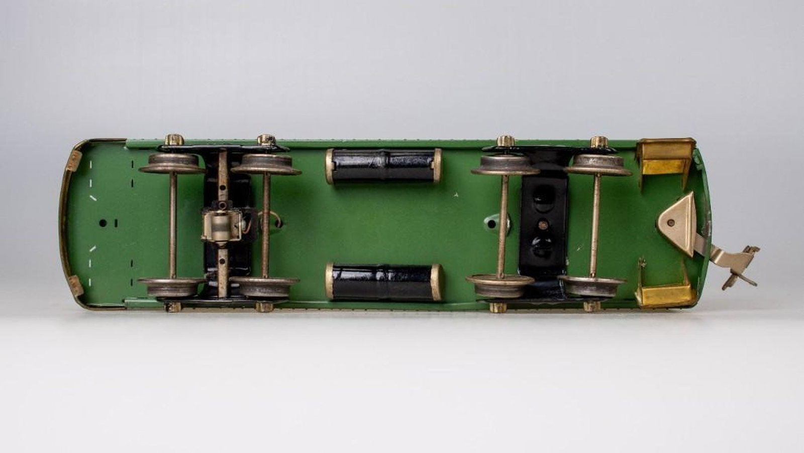 Lionel Pre War Standard Gauge Passenger Set - restored - 6