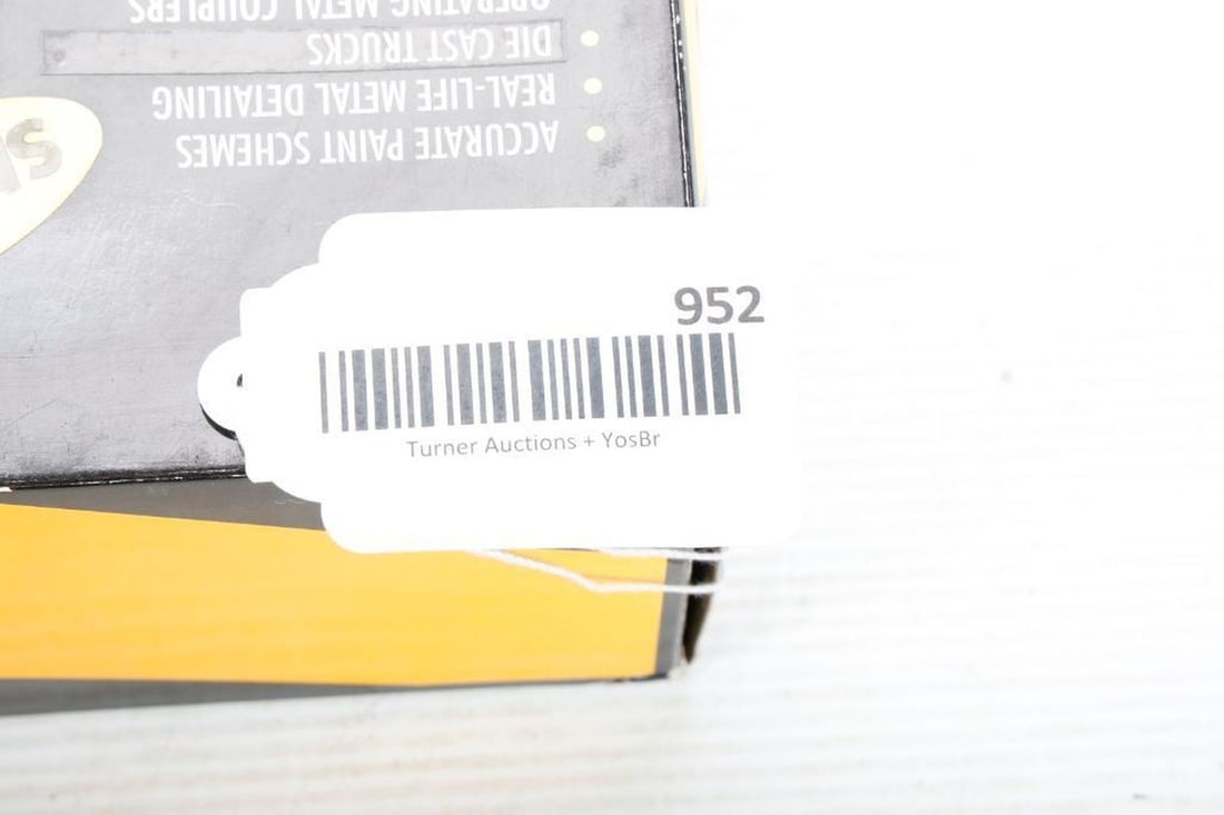 K-Line Milwaukee Steel Side Smoking Caboose - 2