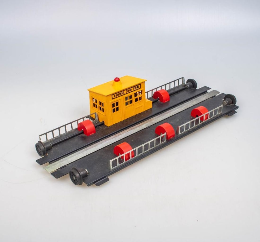Lionel O Gauge Postwar Number 350 Transfer Tables - 3