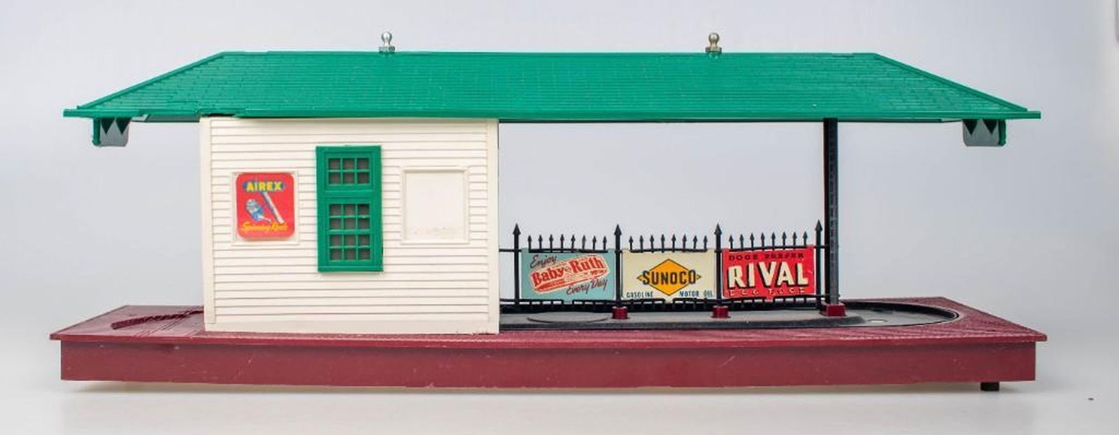 Lionel Postwar O Gauge Station, Tower & Horn - 2