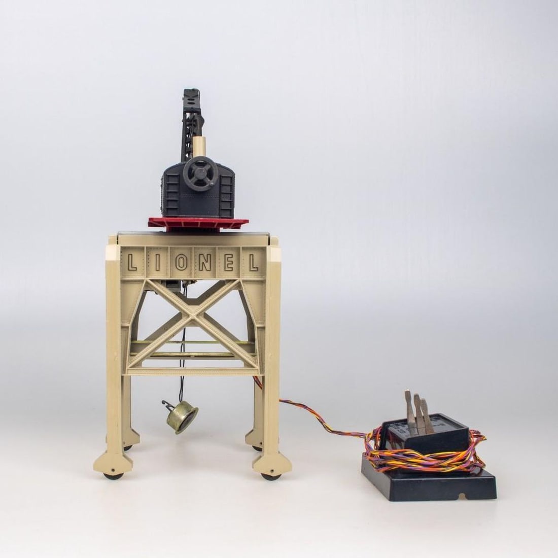 Lionel O gauge Postwar Accessories - 2