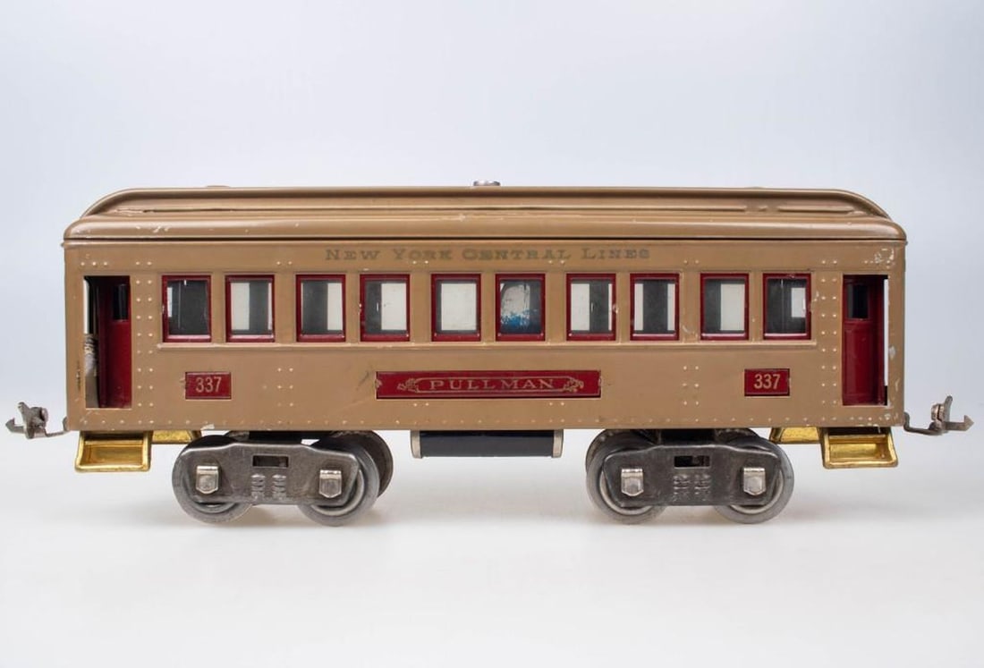 (2) Lionel Standard Gauge Pullman Passenger Cars - 3