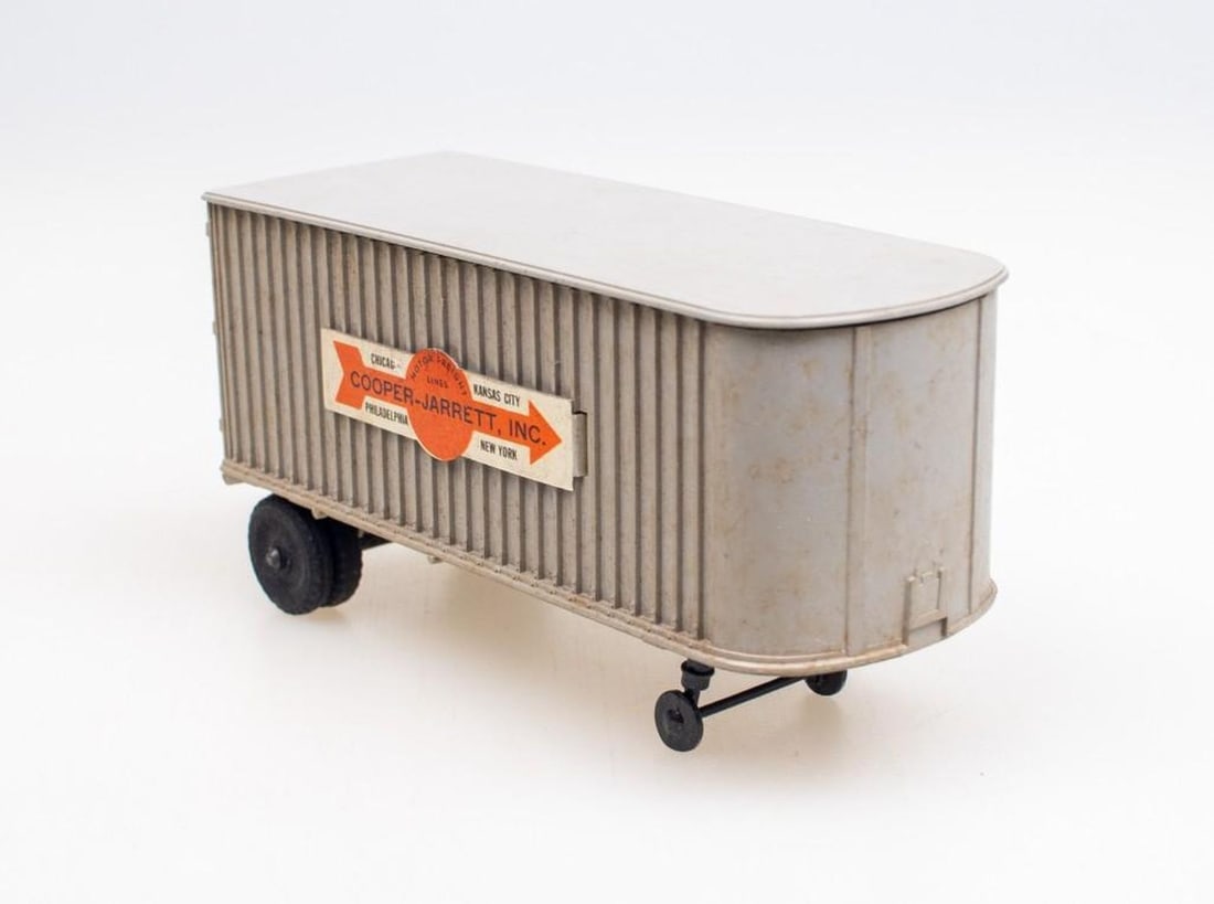 Lionel O Gauge Postwar Accessories 128, 132, 253, 460 - 18