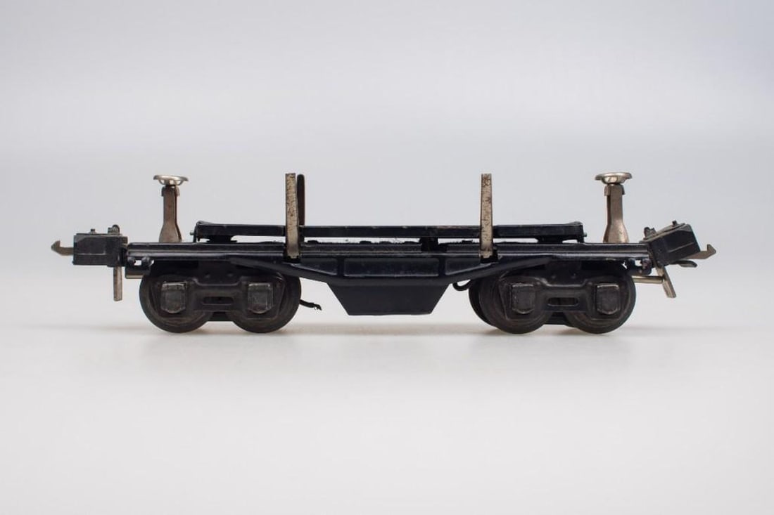 Lionel O Gauge Pre War box coupler freight cars - 8