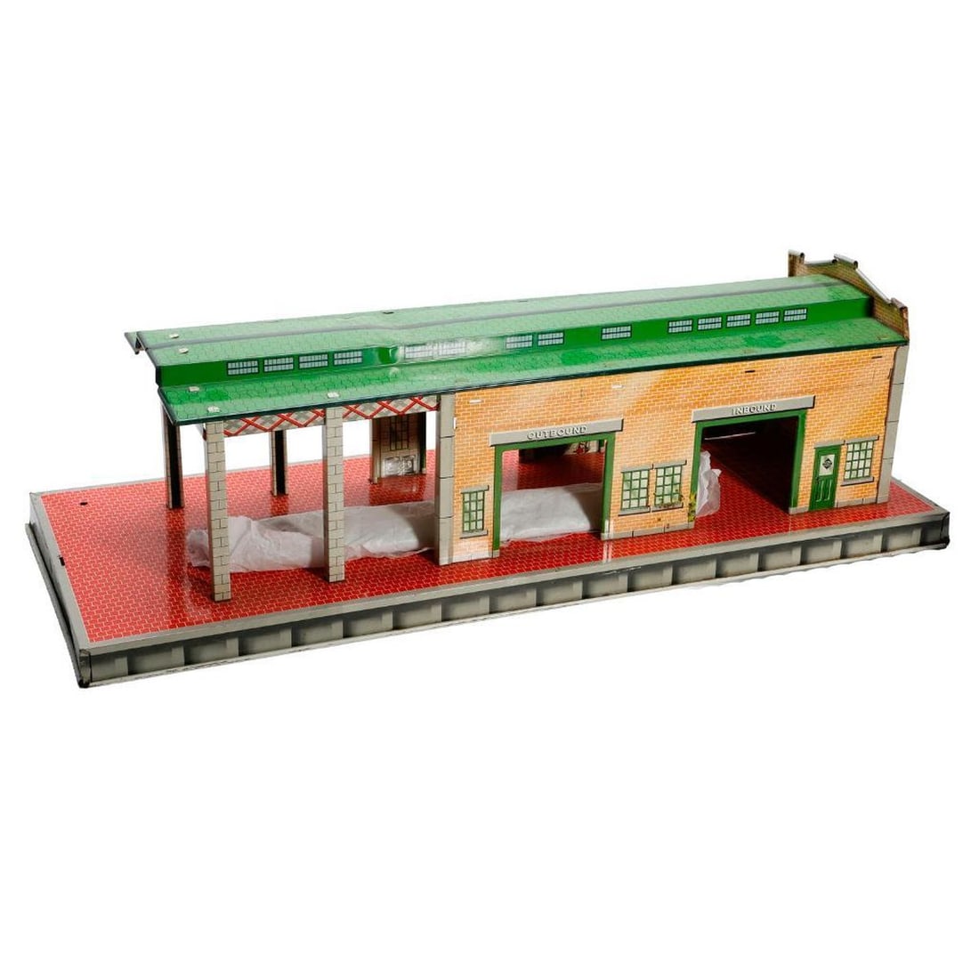 Marx O Gauge Postwar Freight Terminal (1 of 2)