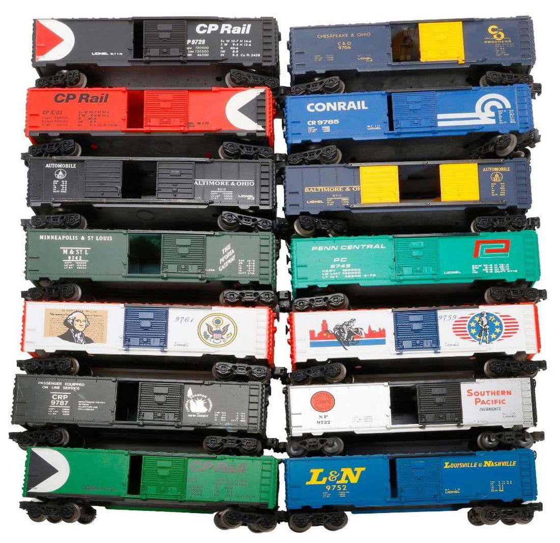 (14) Lionel O Gauge Modern Era Freight Cars - 2