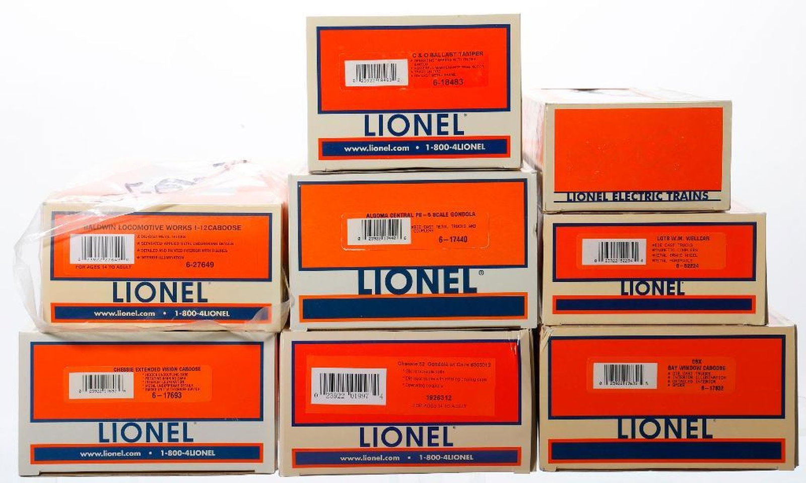 (7) Lionel O Gauge Modern Era Rolling Stock: (7) Lionel O Gauge Modern Era Rolling Stock 6-52234 LOTS Western Maryland Wellcar in original box 6-17632 CSX Bay Window Caboose in original box 6-18483 C&O Ballast Tamper in original box 1926312 Ches