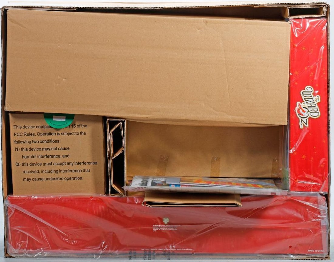 Lionel O Gauge Modern Era Wizard of Oz Set - 2