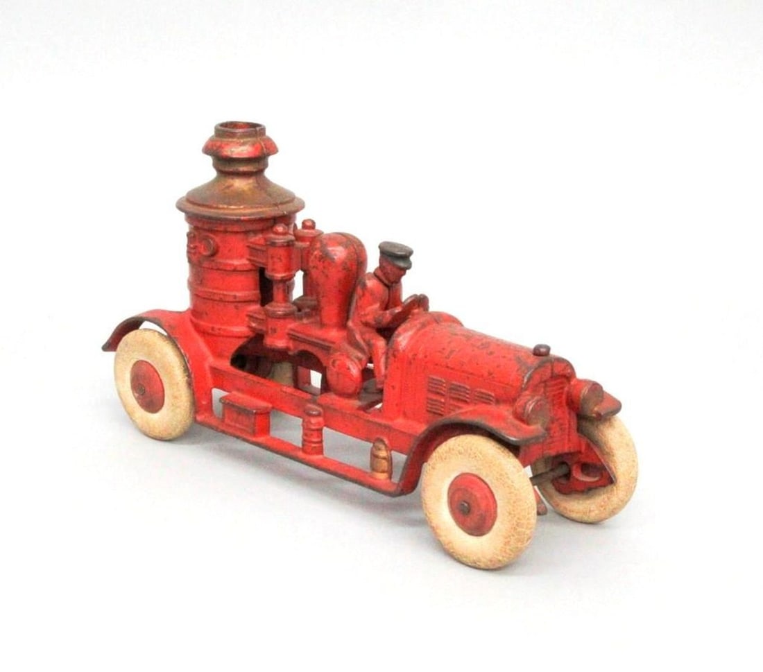 Kenton Toy Cast Iron Fire Truck (1 of 1)
