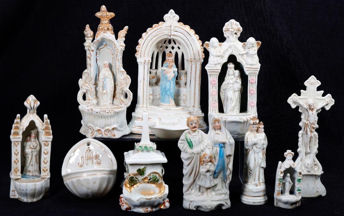 Porcelain Devotional Figurines and Altar Fonts (10) (1 of 3)