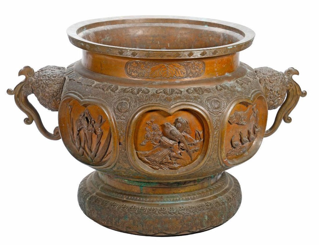 Japanese Meiji Bronze Hibachi (1 of 3)