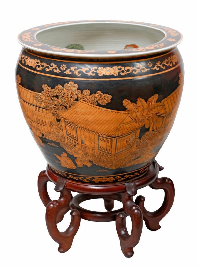 Chinese Famille Noire Fish Bowl or Jardiniere (1 of 3)