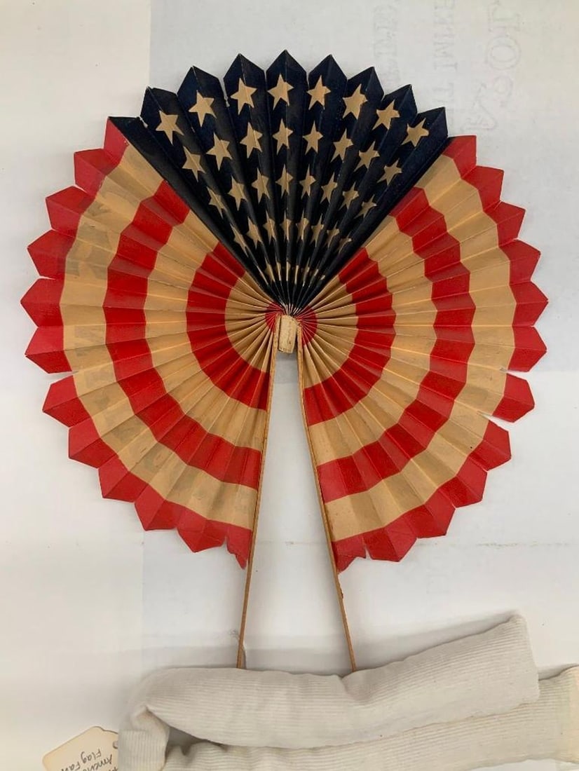 Vintage American Patriotic Flag Fan - 2