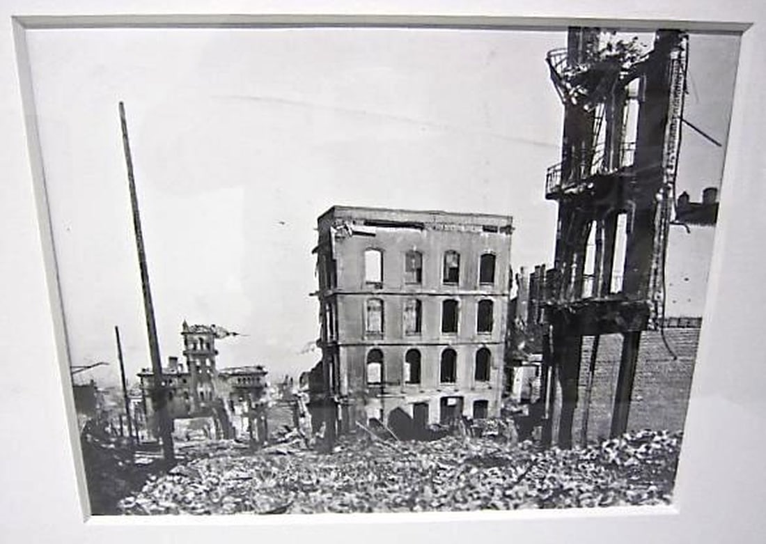 San Francisco in Ruins Photograph of Portsmouth Square with Hall of Justice: Circa 1906. Dimensions: framed 8' x 10" (20.3 x 25.4 cm)