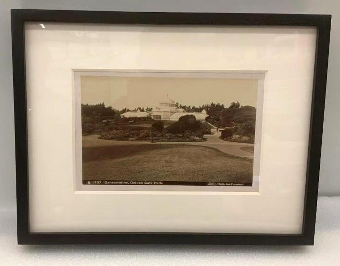 Conservatory, Golden Gate Park Black & White Photograph: #B1707. Dimensions: framed 10" x 13.25" x 1.5" (25.4 x 33.7 x 3.8 cm)