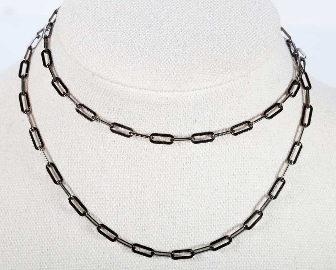 A diamond and silver paperclip necklace (1 of 3)