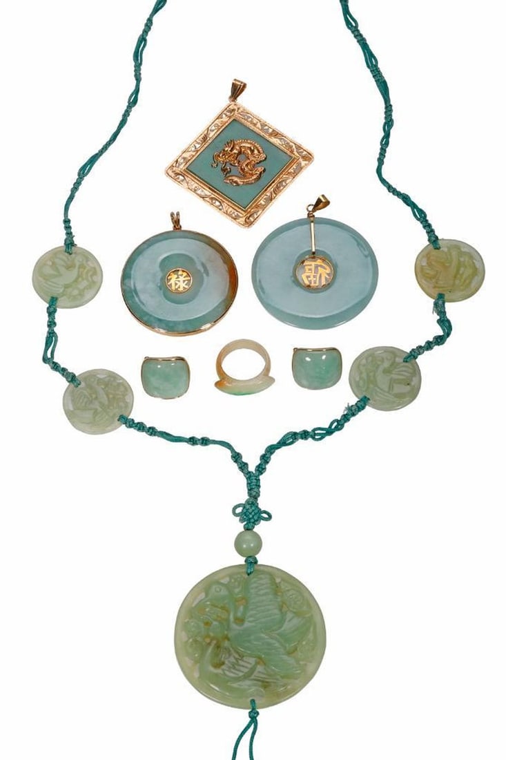 Group of jade and 14k gold jewelry (1 of 4)