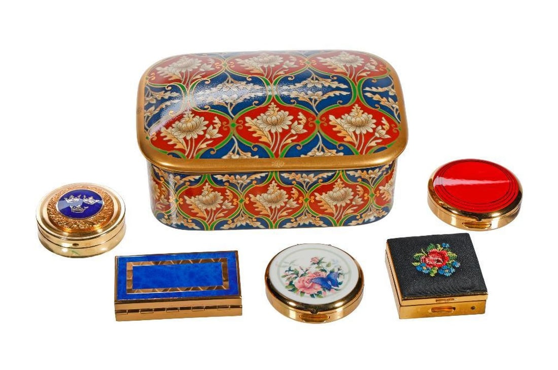 Christian Dior China Trinket Box, with Vintage Pillboxes (1 of 3)