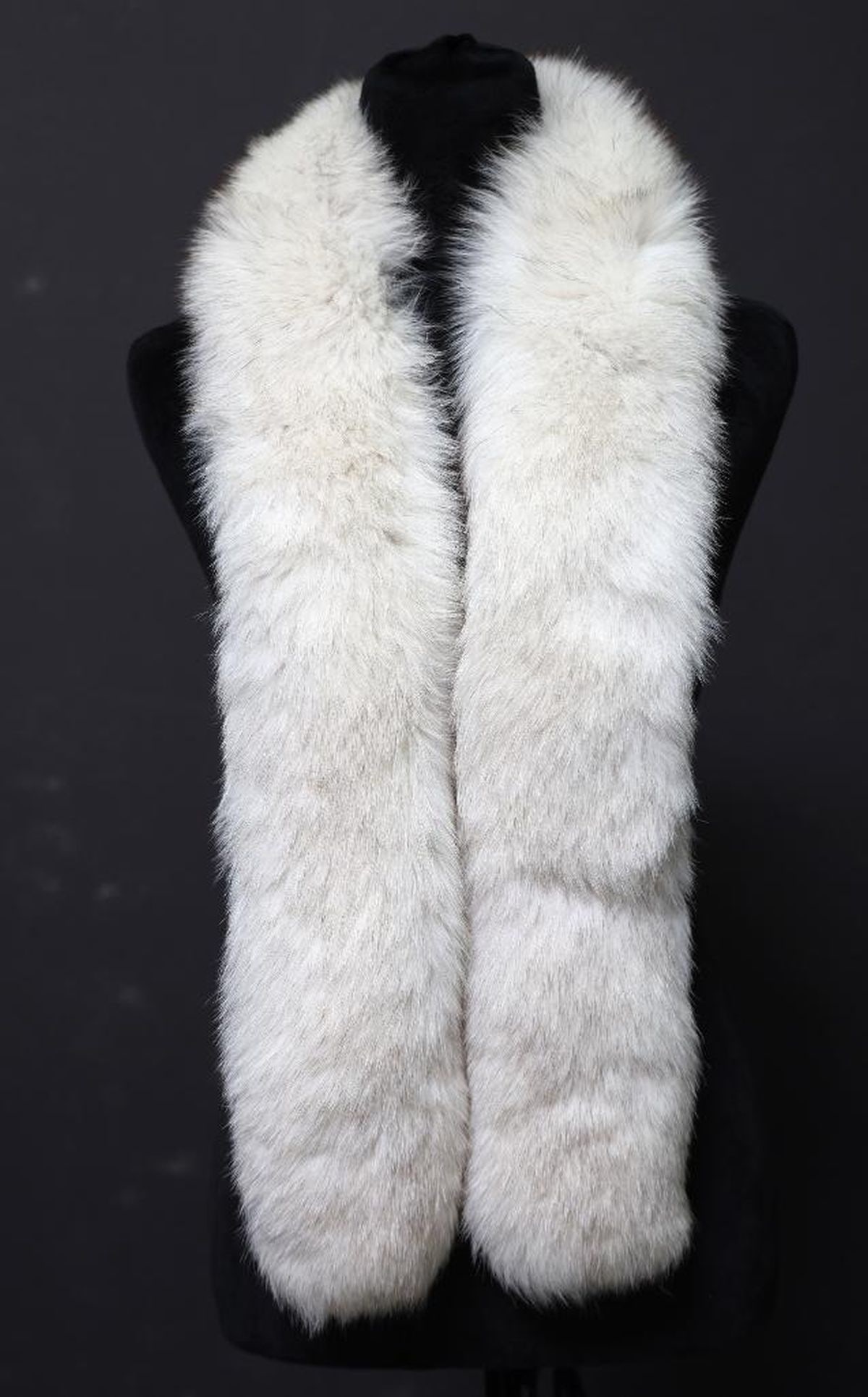 Kyi Kyi Fox Fur Long Stole (1 of 3)