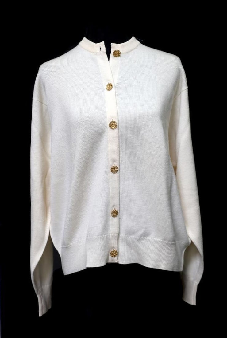 Vintage Ballantyne Ivory Merino Wool Cardigan (Sz XL): An ivory Ballantyne Made in Scotland 100% merino wool cardigan with gold-toned buttons. Size 46/XL. Excellent condition/unworn with Nordstrom tag. THE ESTATE OF JOAN A. NITIS