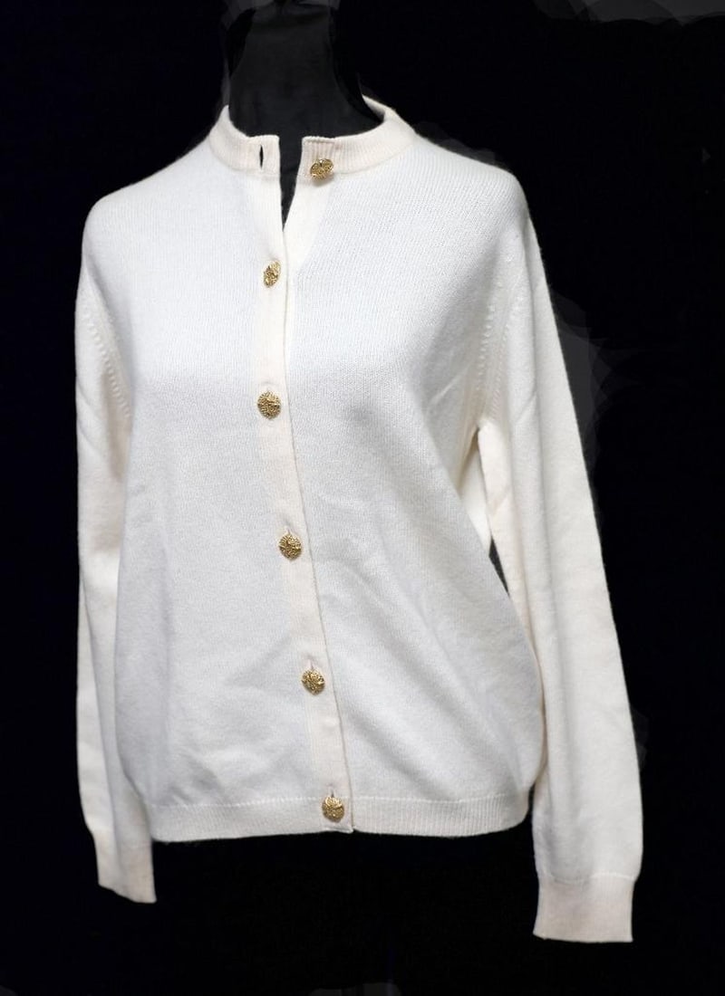 Vintage Ballantyne Ivory Cashmere Cardigan (Sz S) (1 of 2)