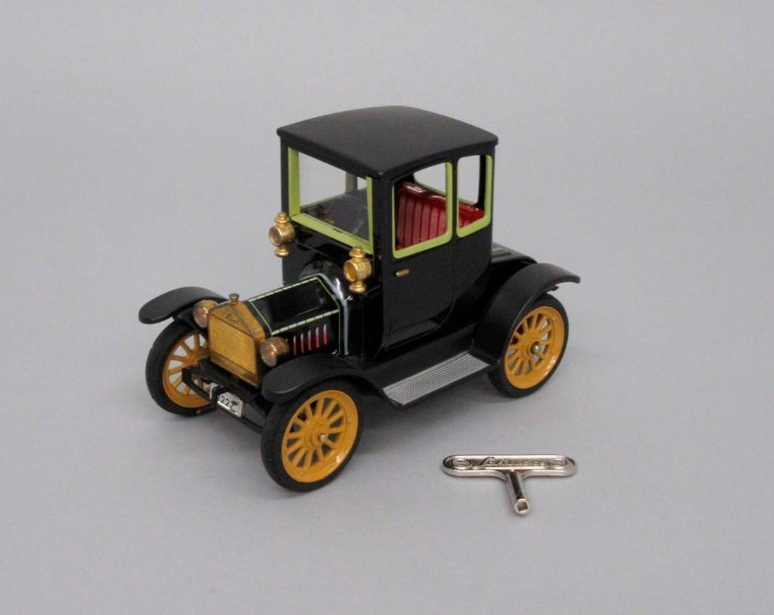 Schuco, Spuelwarenwerke Schreuer & Co. Ford Model T car (1 of 1)