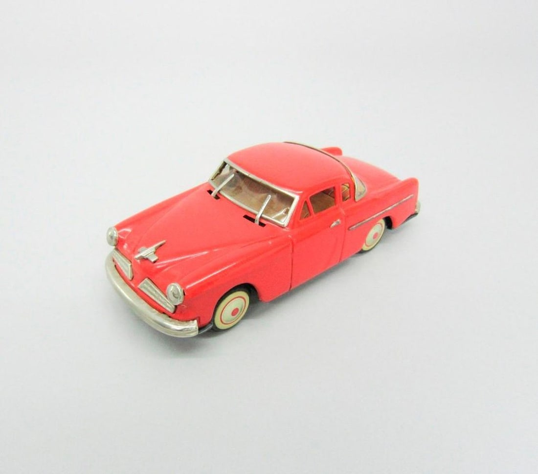 Japanese Tinplate Studebaker Car (1 of 1)