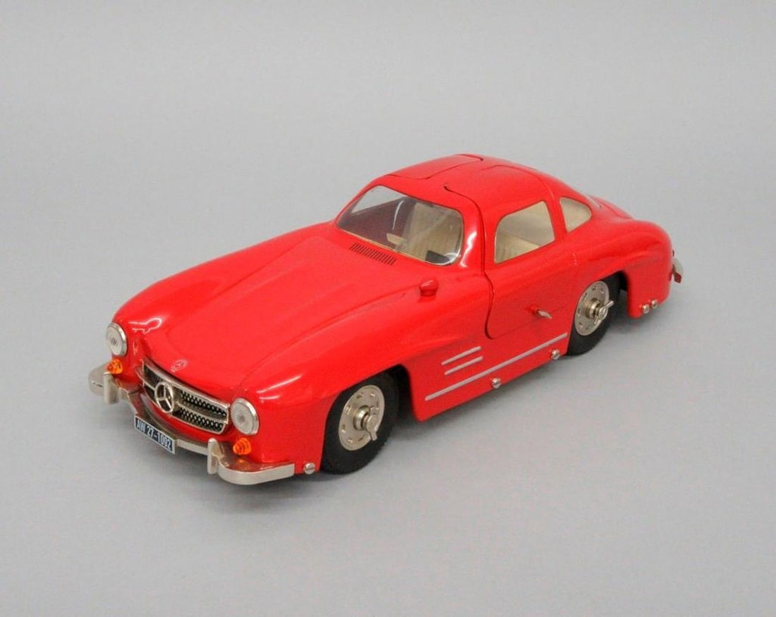 Schuco, Spuelwarenwerke Schreuer & Co., Mercedes Benz 300SL car (1 of 1)